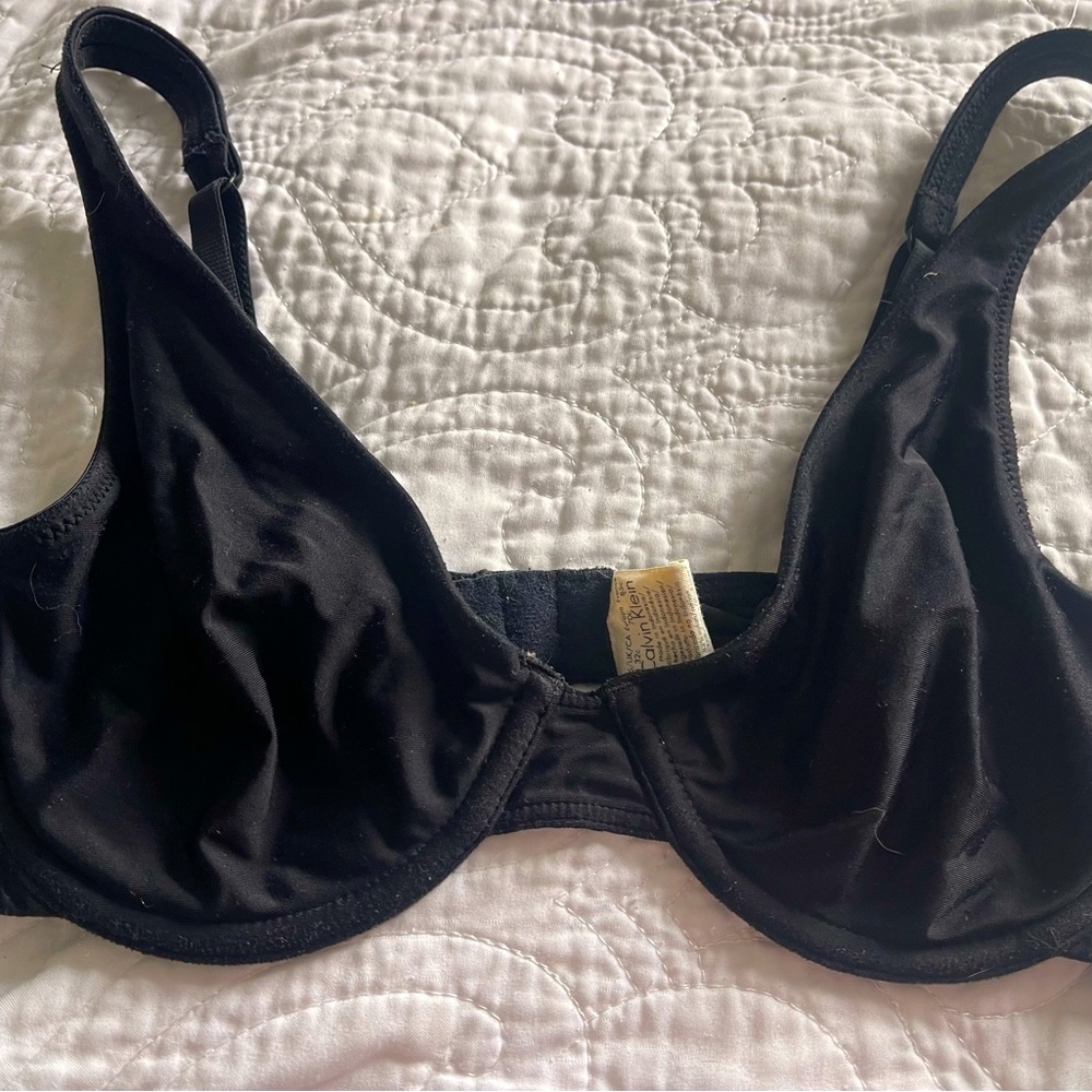 Calvin Klein Black Underwire (Feels like your own skin) comfy Bra 32C
